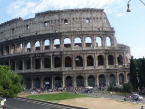 רומא הקולוסיאום - טיולים וסיפורים